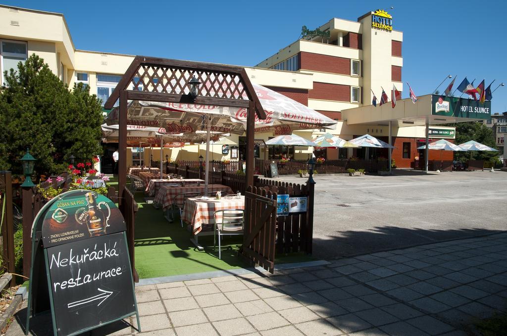 Hotel Slunce Havlíckuv Brod Exterior foto